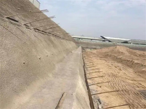 景德镇河道边坡加固